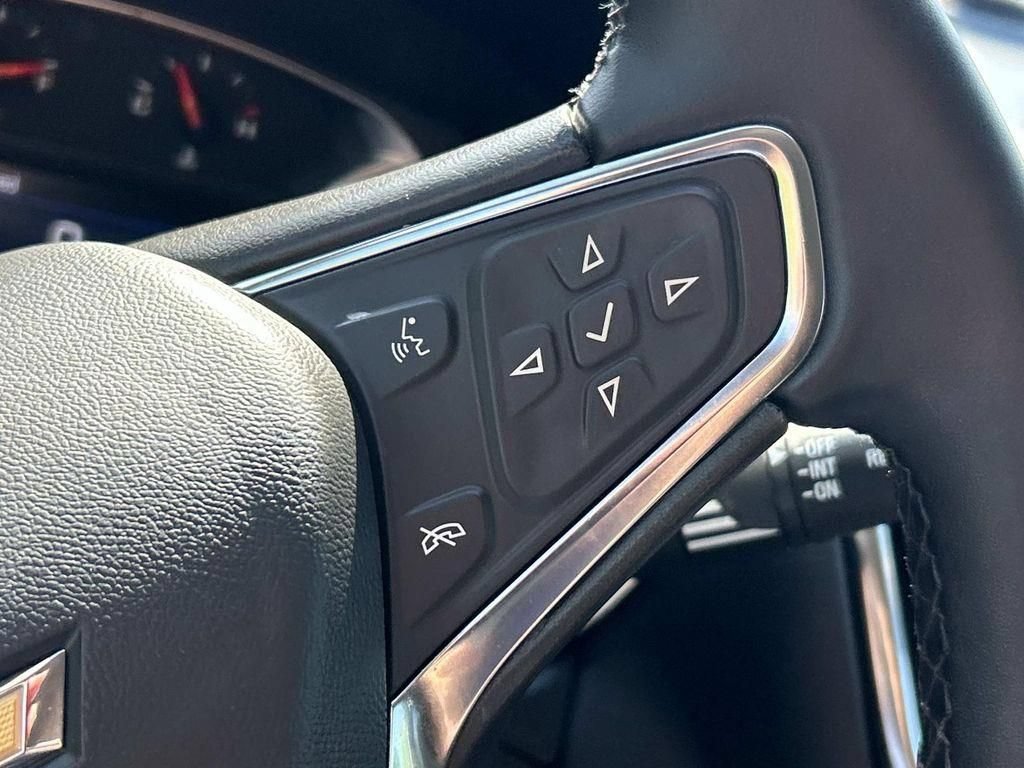 Used 2024 Chevrolet Equinox LT FWD image 31