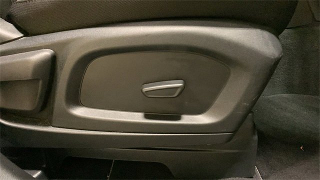 Used 2023 Ford Explorer XLT image 12