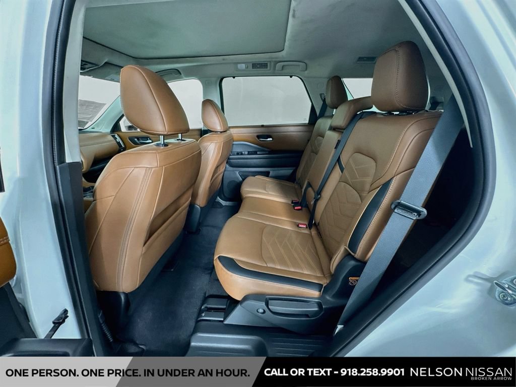 Certified 2024 Nissan Pathfinder Platinum w/ Cargo Package AWD/4WD image 26