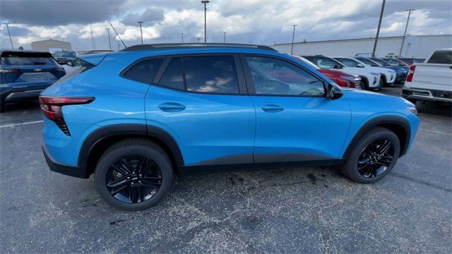 New 2026 Chevrolet Trax ACTIV w/ Sunroof Package image 2