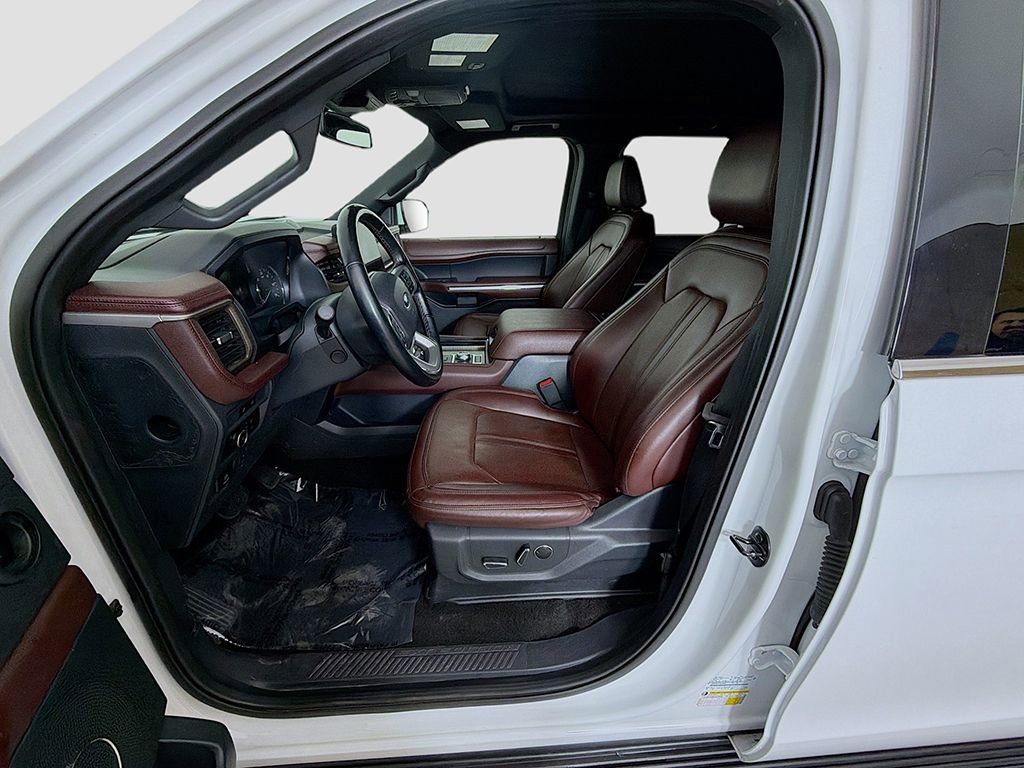 Used 2023 Ford Expedition Max Limited image 24