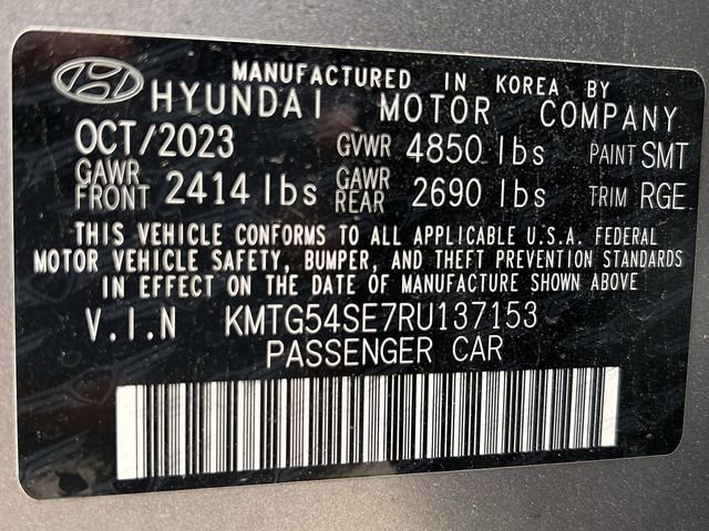 Used 2024 Genesis G70 3.3T Advanced w/ Sport Prestige Package image 39