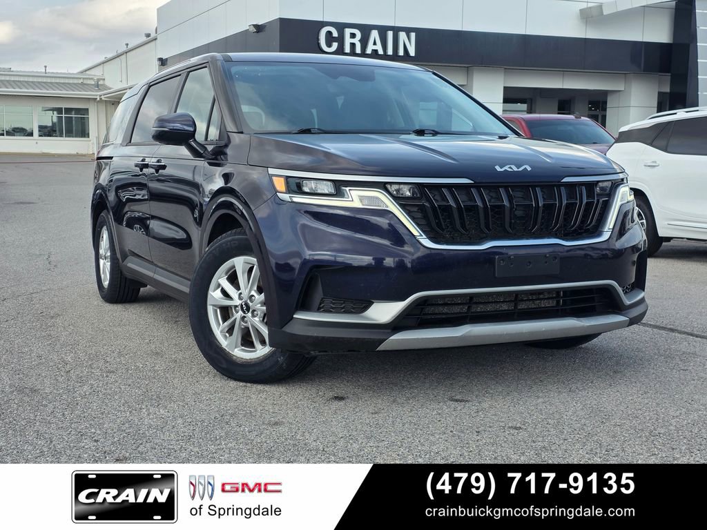 Used 2022 Kia Carnival LX image 1