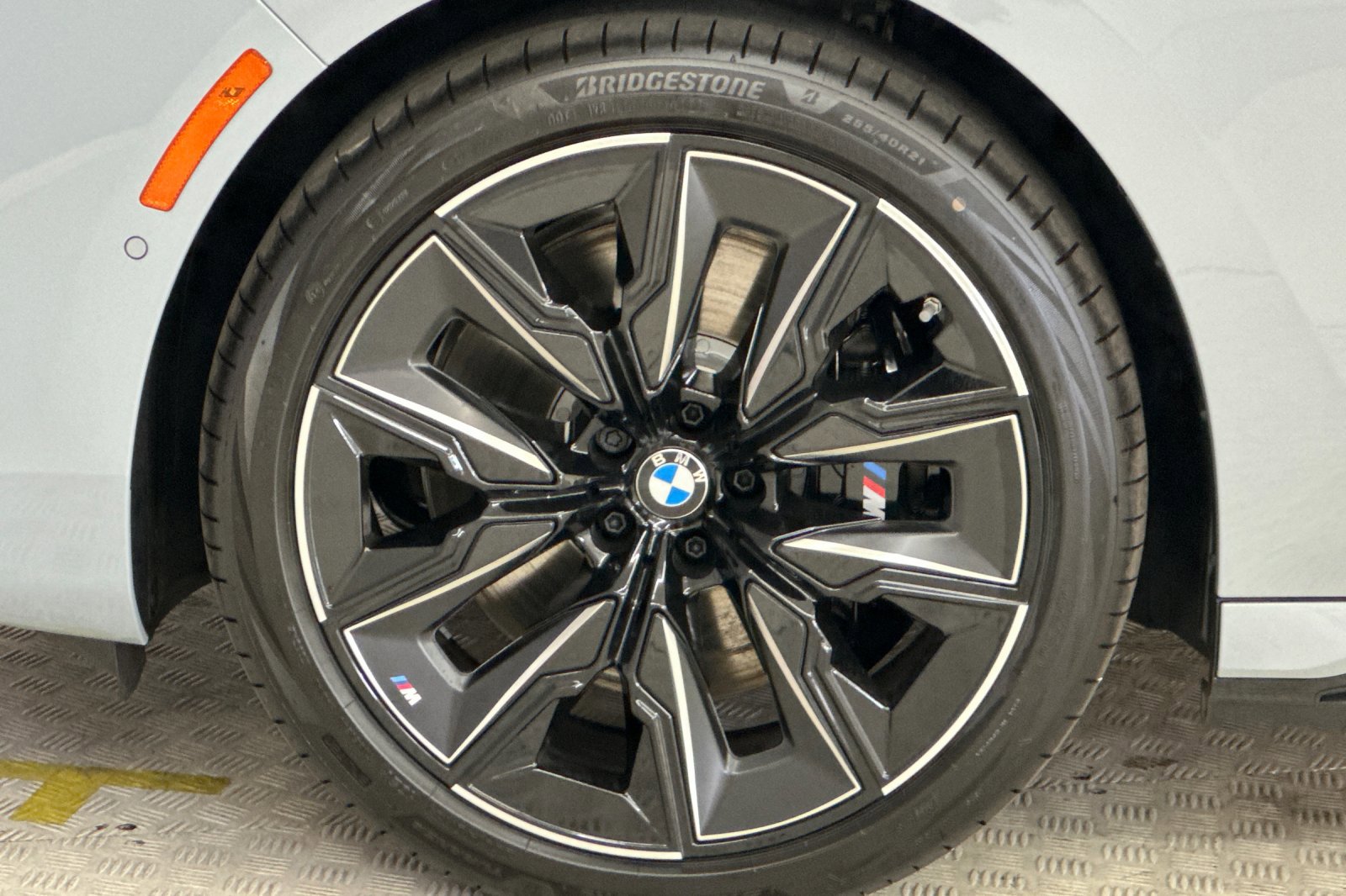 New 2026 BMW i7 eDrive50 w/ Executive Package image 11