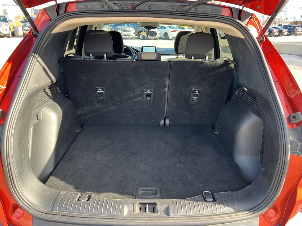 Used 2020 Ford Escape SE image 19