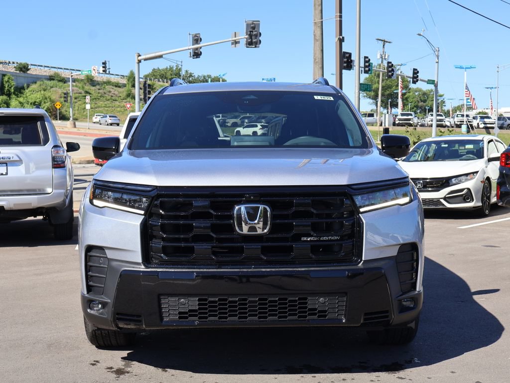 New 2026 Honda Pilot Black Edition image 2