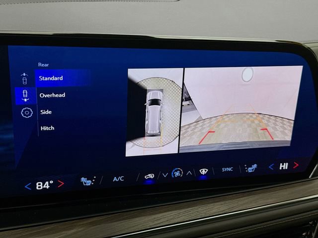 Used 2025 Chevrolet Suburban Z71 w/ Comfort Package image 17