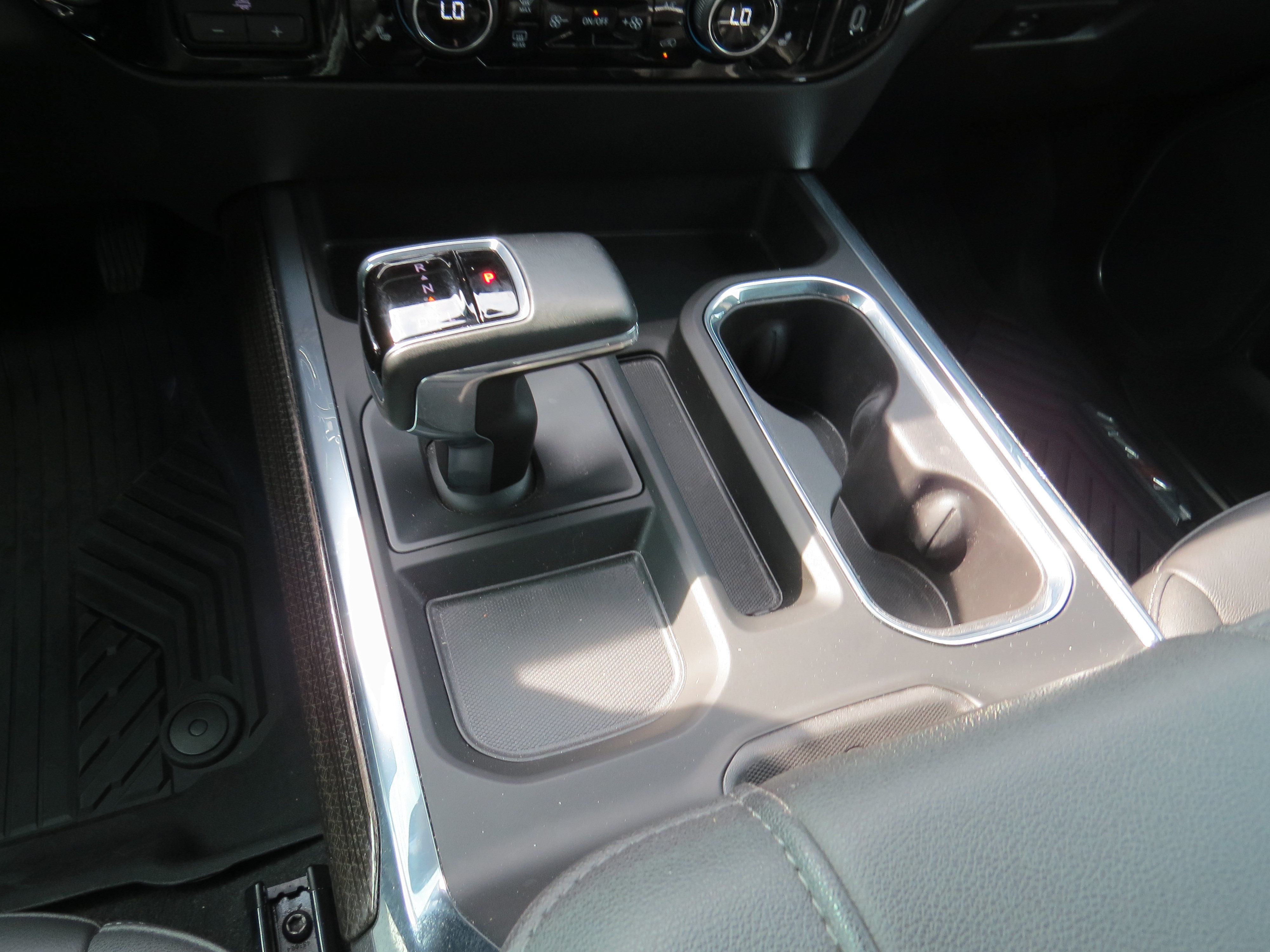 Used 2025 Chevrolet Silverado 1500 LT Trail Boss w/ Convenience Package II AWD/4WD image 23