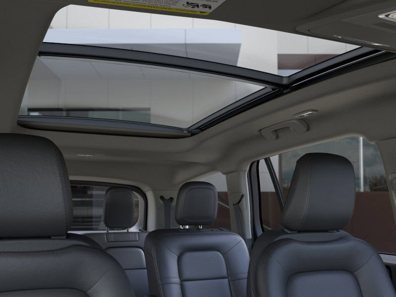 New 2026 Lincoln Aviator AWD w/ Jet Appearance Package image 22