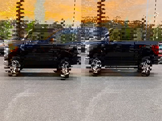 Used 2022 Ford F150 XLT w/ Equipment Group 301A Mid image 6