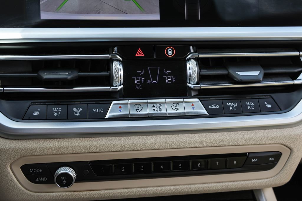 Used 2019 BMW 330i Sedan RWD image 11