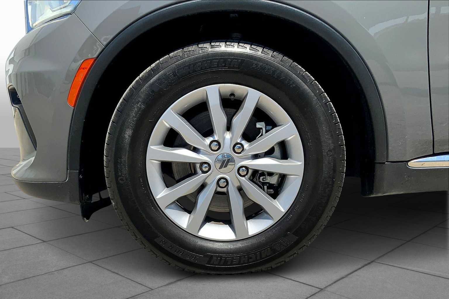 Used 2023 Dodge Durango SXT Launch Edition image 29