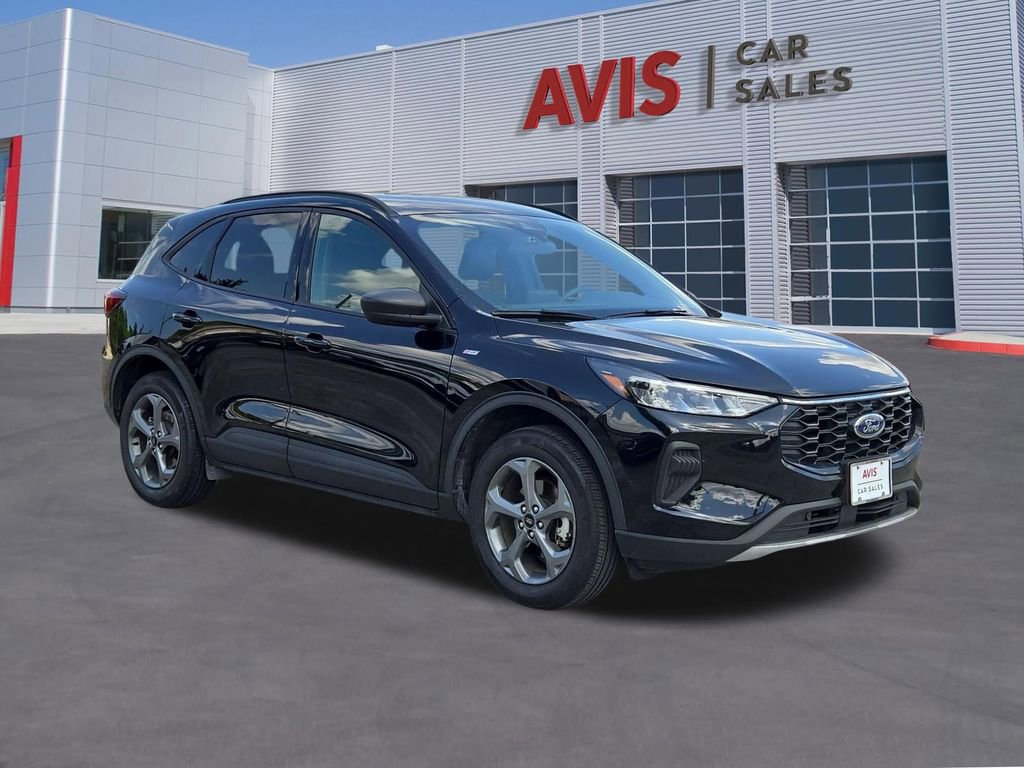 Used 2025 Ford Escape ST-Line AWD/4WD image 3