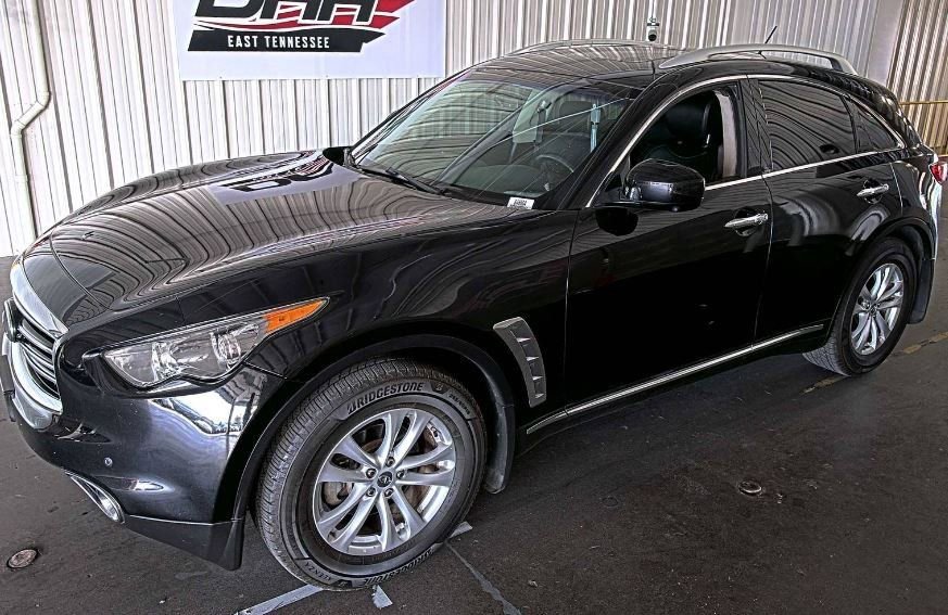 Used 2016 INFINITI QX70 AWD w/ Premium Package