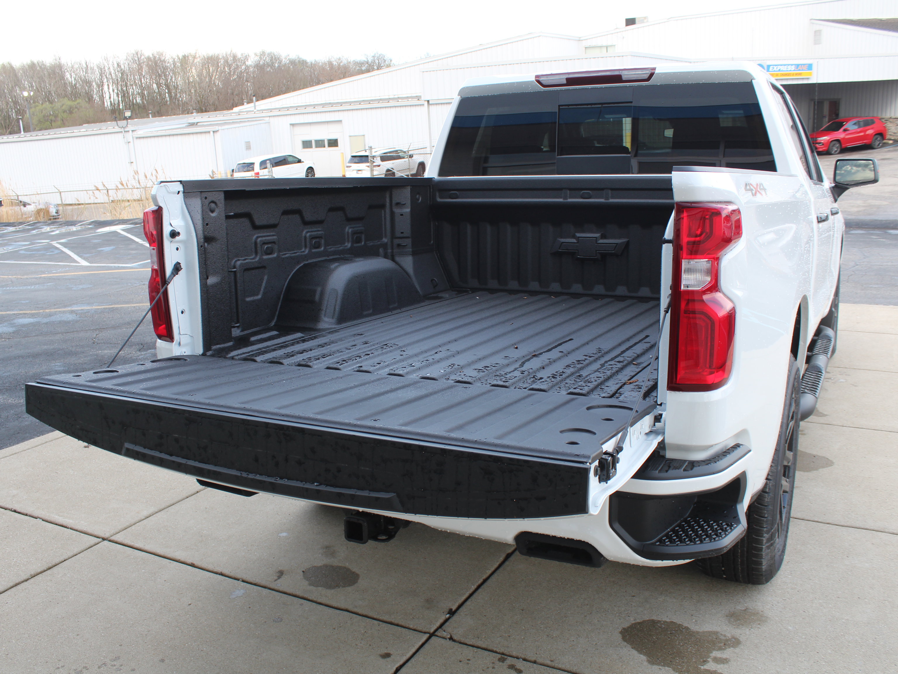 New 2026 Chevrolet Silverado 1500 RST w/ Redline Edition image 17