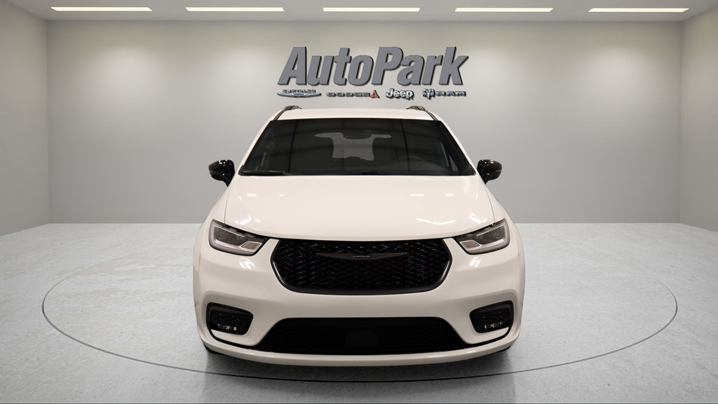 New 2026 Chrysler Pacifica Select w/ S Appearance Package FWD image 2