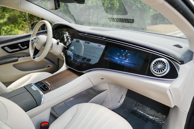 Used 2023 Mercedes-Benz EQS 580 4MATIC Sedan image 30