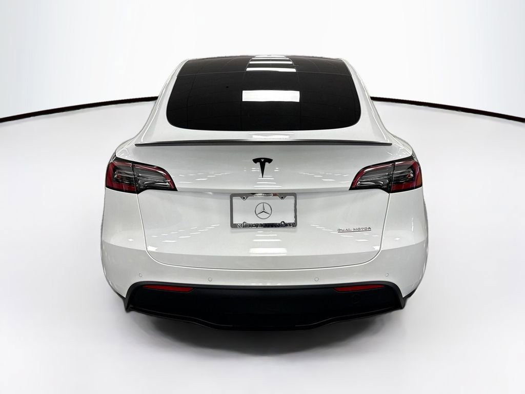 Used 2023 Tesla Model Y Performance image 6