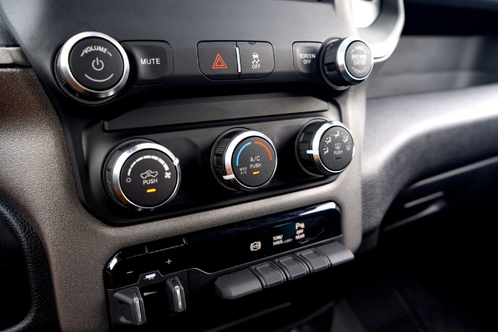 Used 2020 RAM 2500 Tradesman AWD/4WD image 18