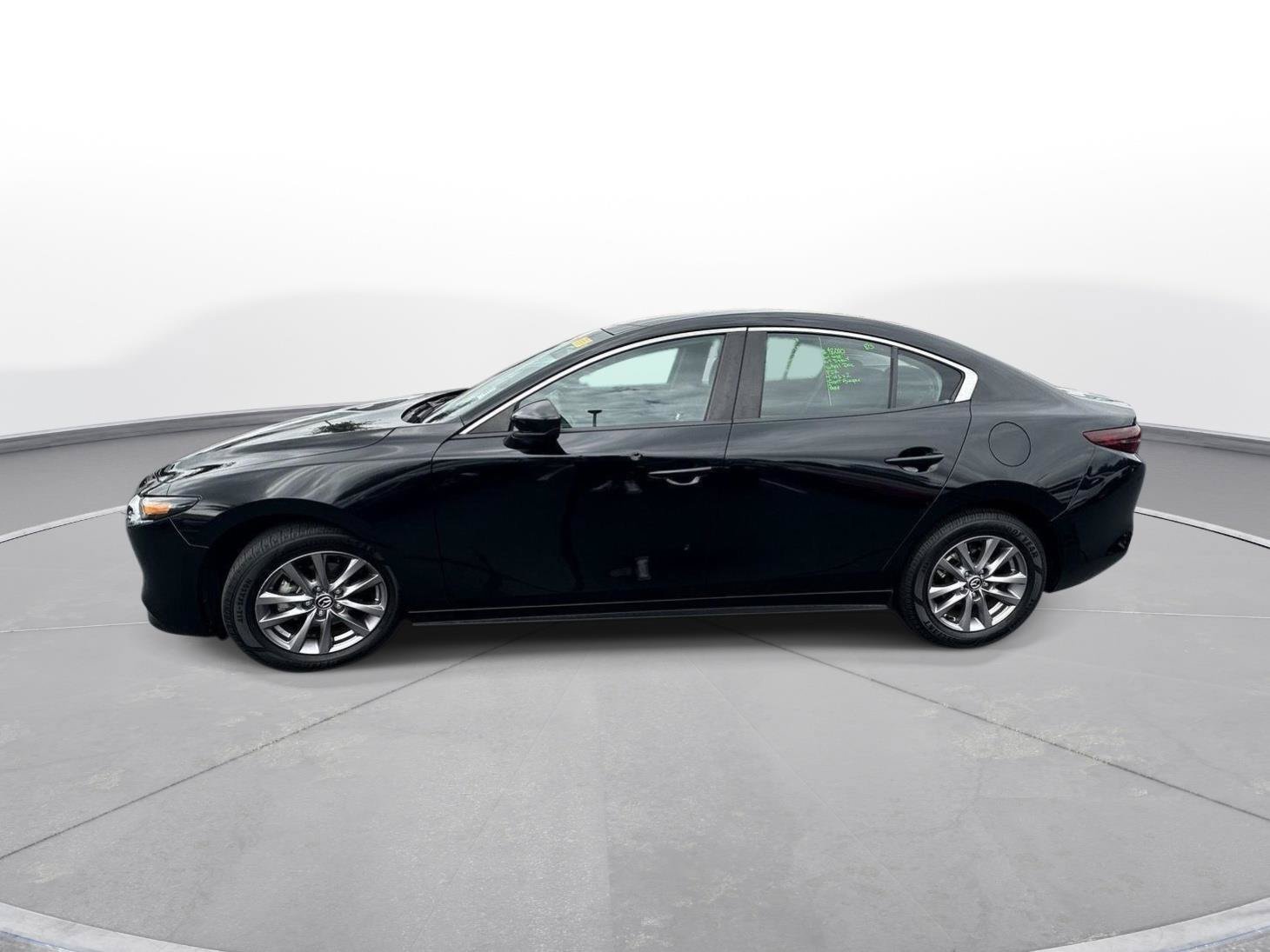Used 2021 MAZDA MAZDA3 Sedan FWD image 9