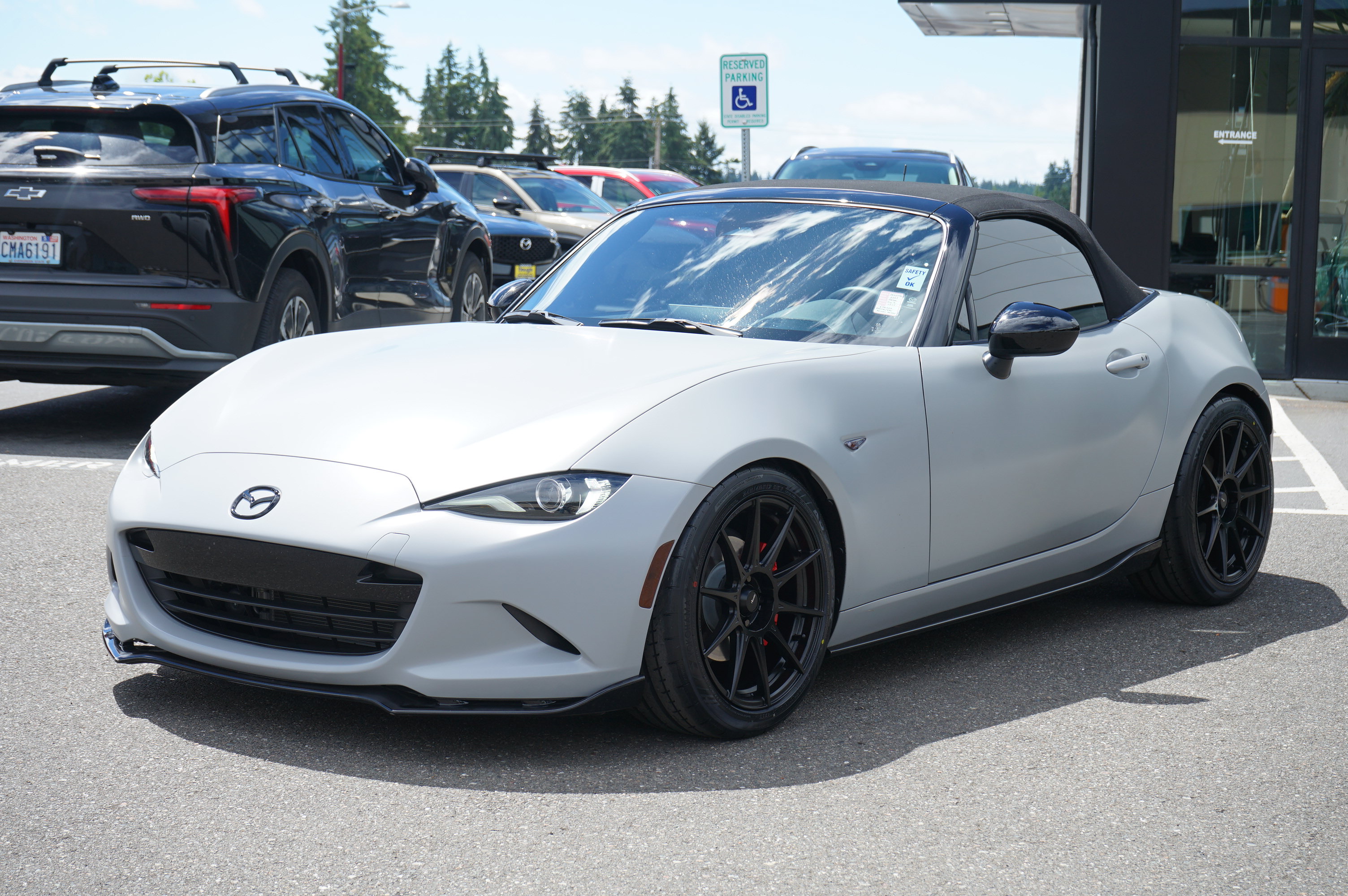 Used 2025 MAZDA MX-5 Miata Club w/ Brembo/BBS Recaro Package RWD image 8