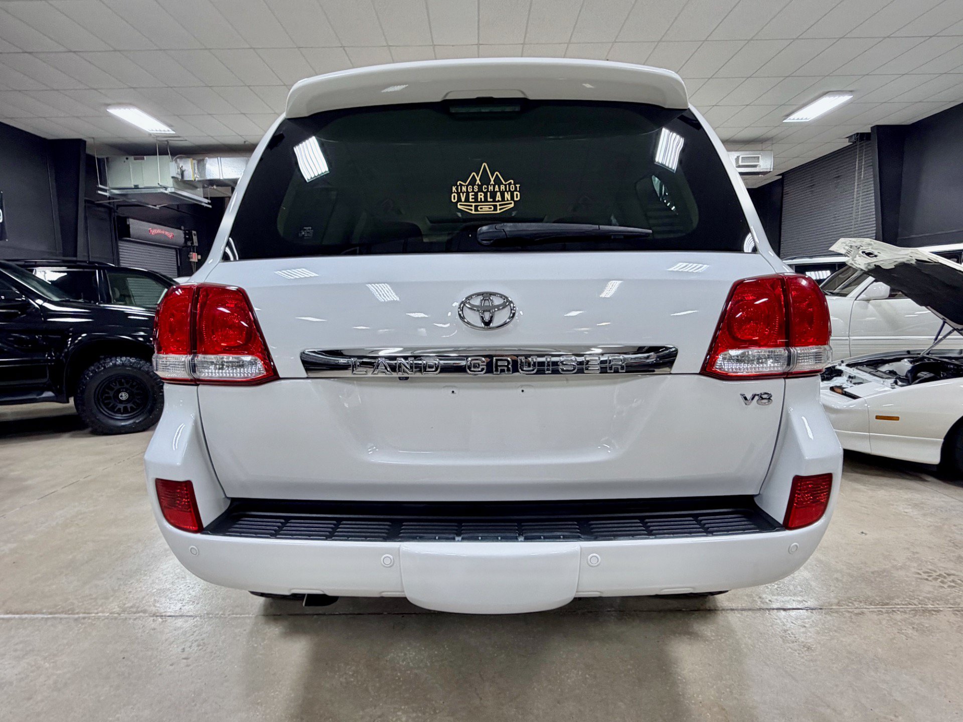 Used 2009 Toyota Land Cruiser w/ Upgrade Pkg AWD/4WD image 9