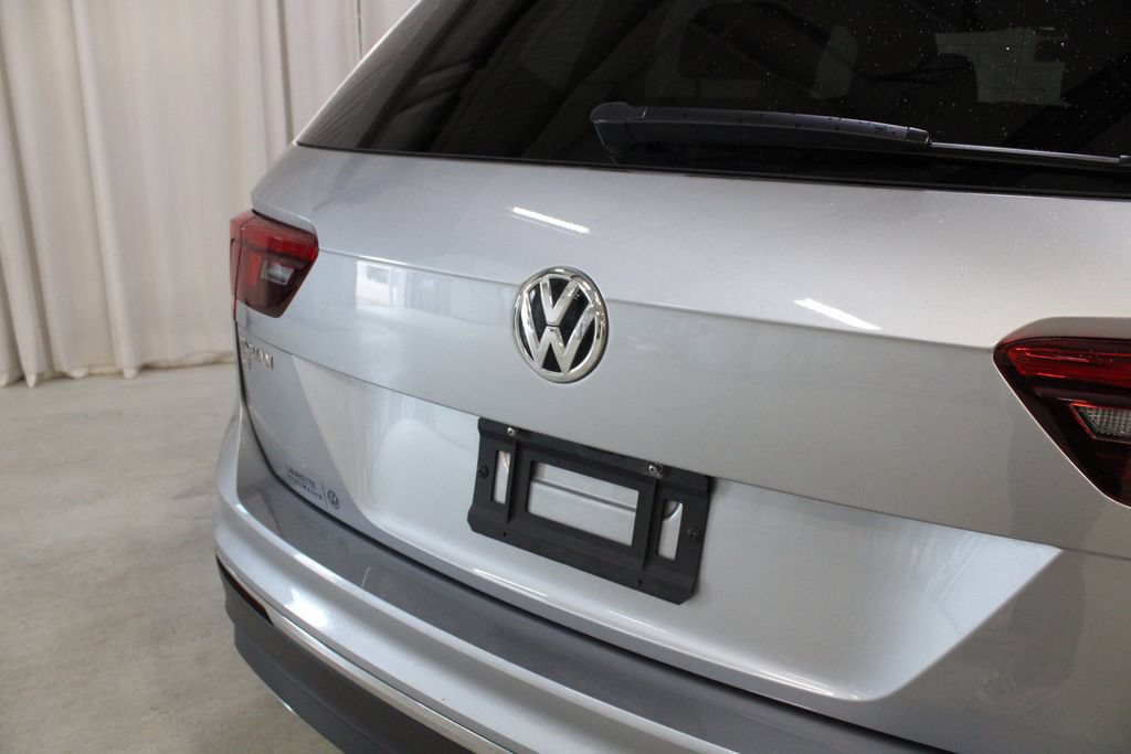 Used 2020 Volkswagen Tiguan SE AWD/4WD image 31