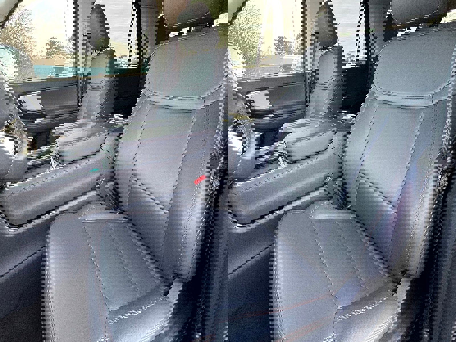 Used 2025 Ford Expedition Max Active image 18