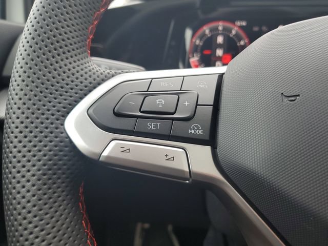 New 2026 Volkswagen GTI SE FWD image 21