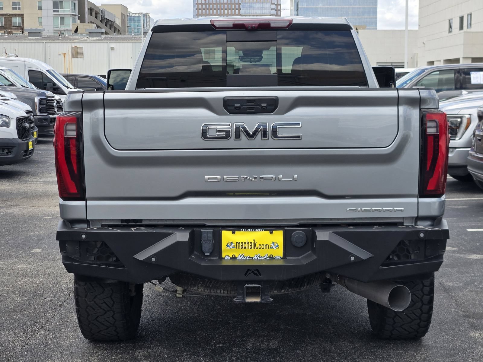 Used 2024 GMC Sierra 2500 Denali Ultimate AWD/4WD image 7