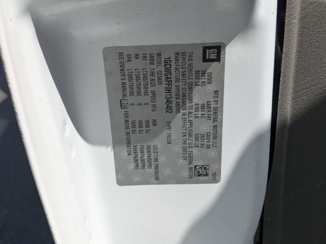 Used 2017 Chevrolet Express 2500 RWD image 14