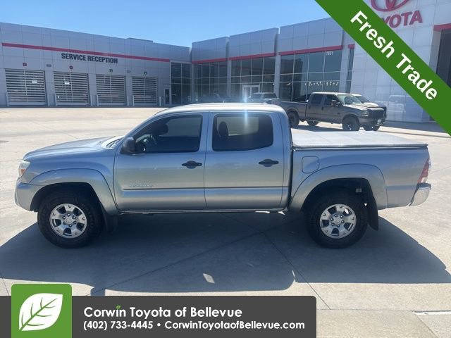 Used 2014 Toyota Tacoma 4x4 Double Cab w/ SR5 Package image 7