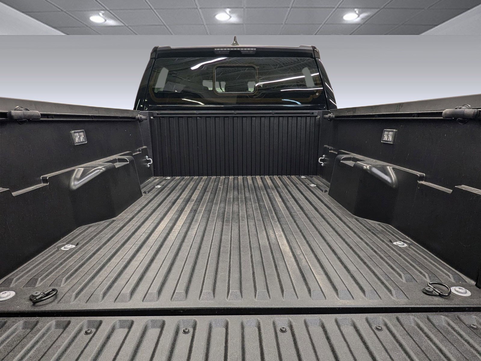 New 2025 Toyota Tacoma SR image 34