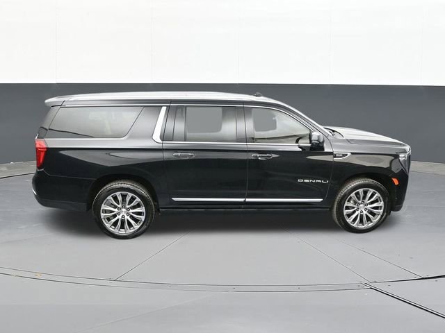 Used 2021 GMC Yukon XL Denali w/ Denali Premium Package image 65