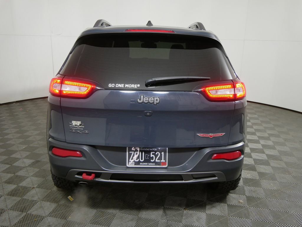 Used 2016 Jeep Cherokee Trailhawk w/ Cold Weather Group image 4