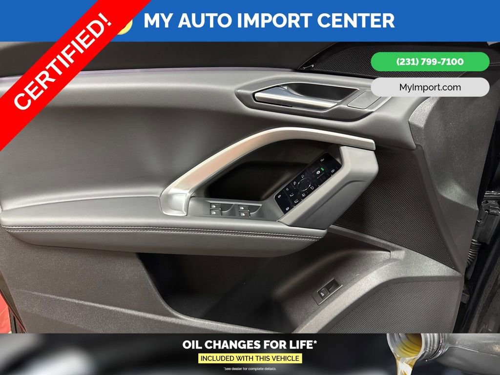 Certified 2025 Audi Q5 2.0T Premium w/ Convenience Package image 10