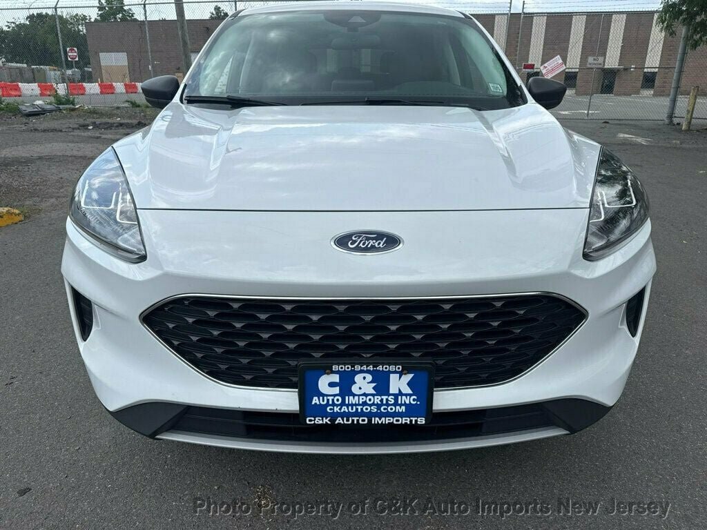Used 2022 Ford Escape SE AWD/4WD image 9