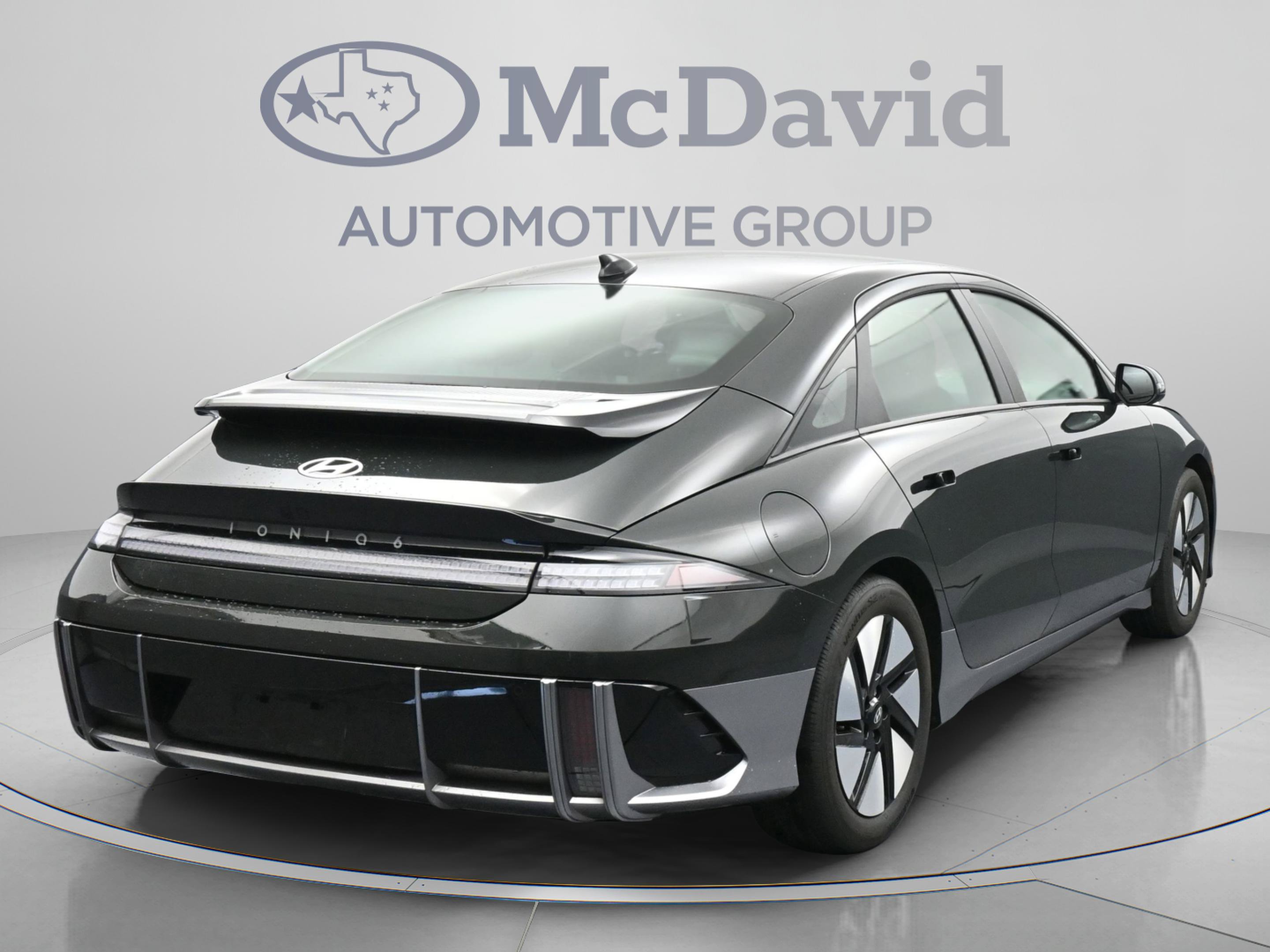 Used 2024 Hyundai Ioniq 6 SE RWD image 8
