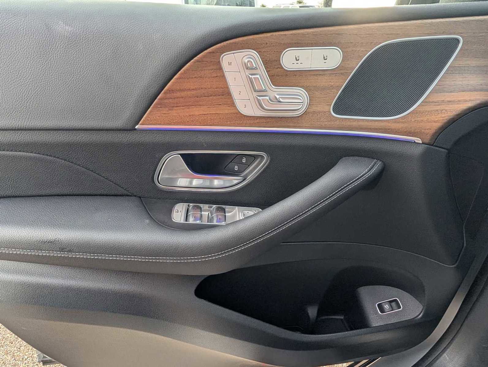 Certified 2025 Mercedes-Benz GLE 450 4MATIC image 22