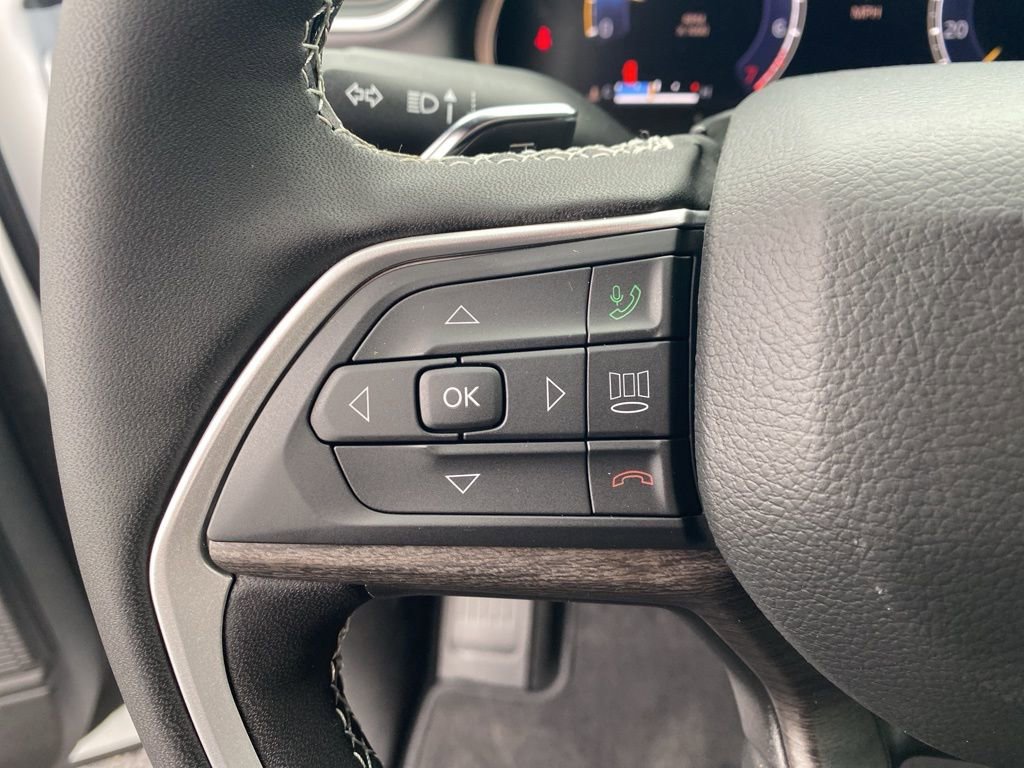 New 2025 Jeep Grand Cherokee L Limited image 18