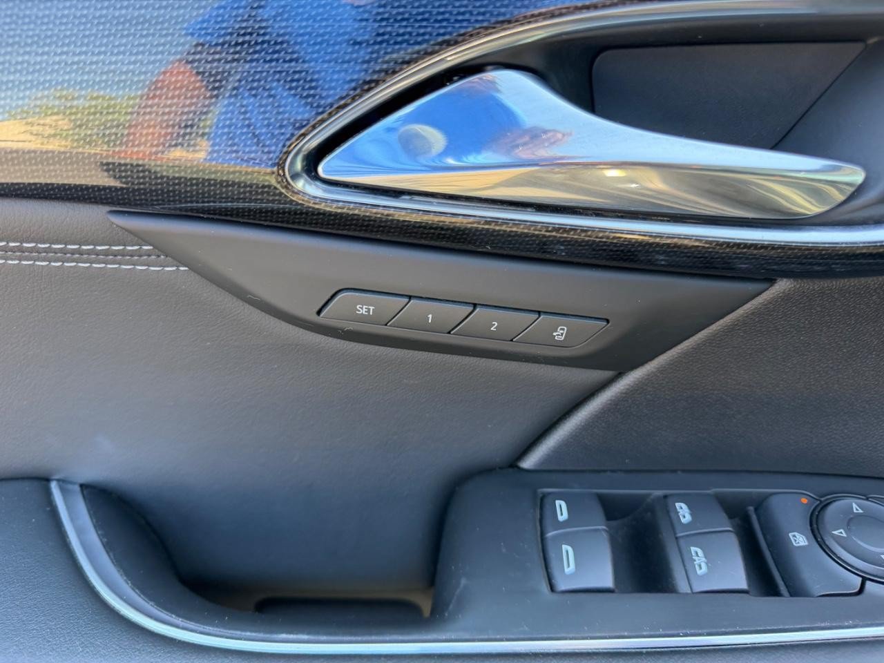 Used 2023 Buick Envision Essence FWD image 20