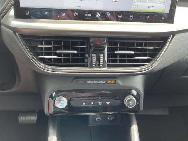 Used 2023 Ford Escape Active w/ Tech Pack #1 AWD/4WD image 18