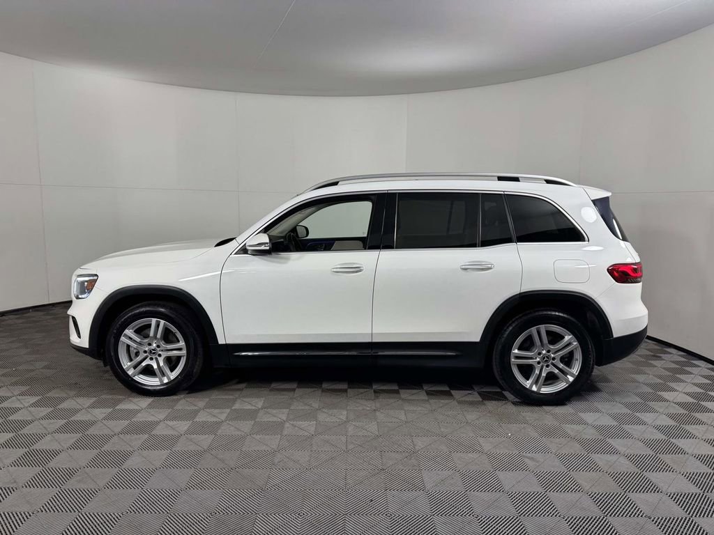Used 2021 Mercedes-Benz GLB 250 4MATIC image 10