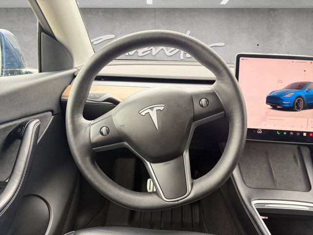 Used 2022 Tesla Model Y Performance image 21