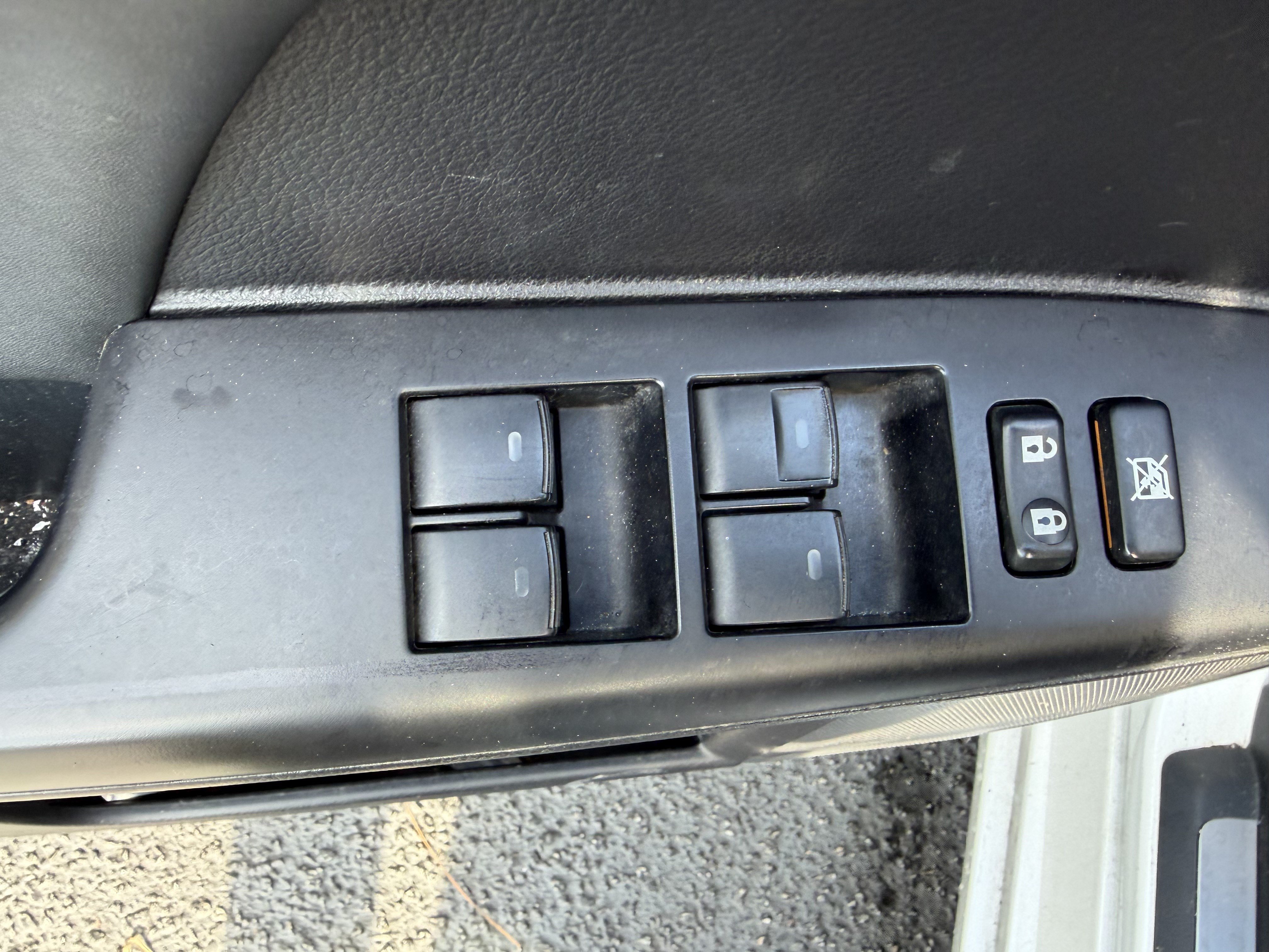 Used 2014 Lexus CT 200h FWD image 14