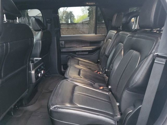 Used 2021 Ford Expedition Limited image 13