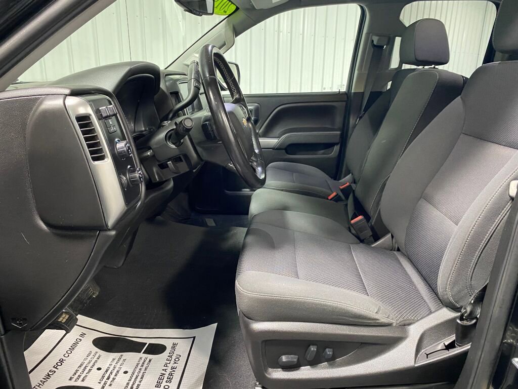 Used 2019 Chevrolet Silverado 1500 LT w/ All Star Edition image 5