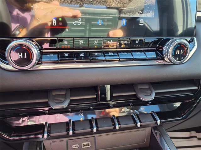 New 2026 GMC Canyon Elevation w/ Convenience Package image 15