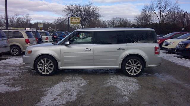 Used 2010 Ford Flex Limited image 1