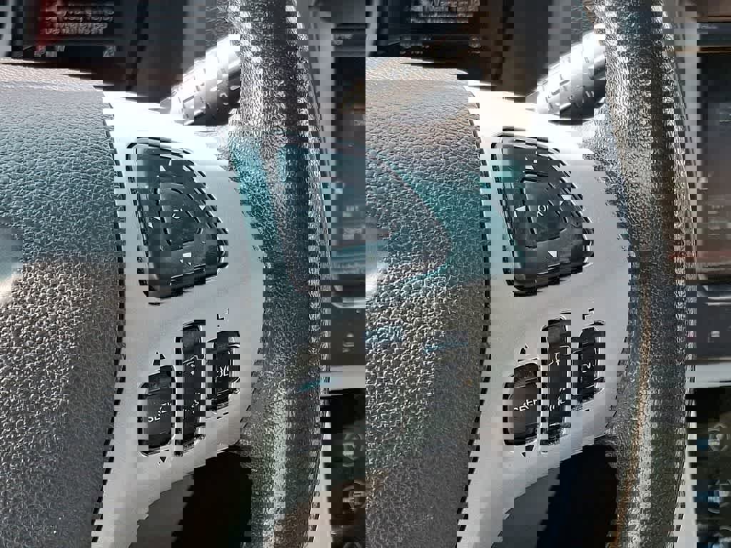 Used 2014 Ford Explorer Limited w/ Equipment Group 301A FWD image 19